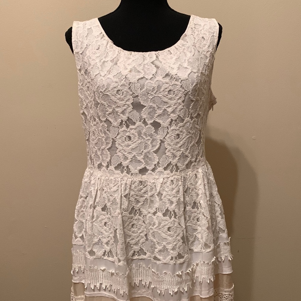 Miss Me MM Couture Mint Lace Midi Dress SZ LG/Cream-Colored